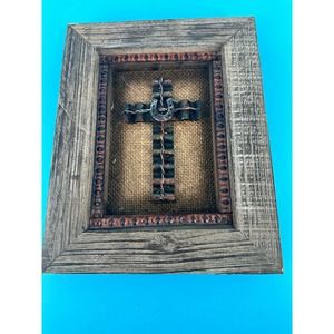 Cross in wood frame 2